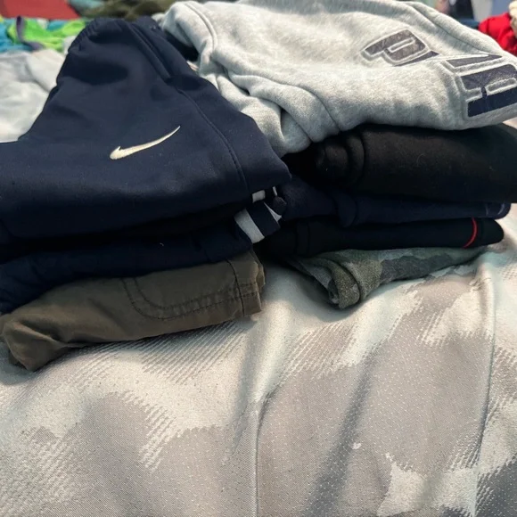 Bundle Set of (9) Kids Joggers & Sweats. Puma, Nike, Champion & More! Sz 5 - Picture 11 of 12